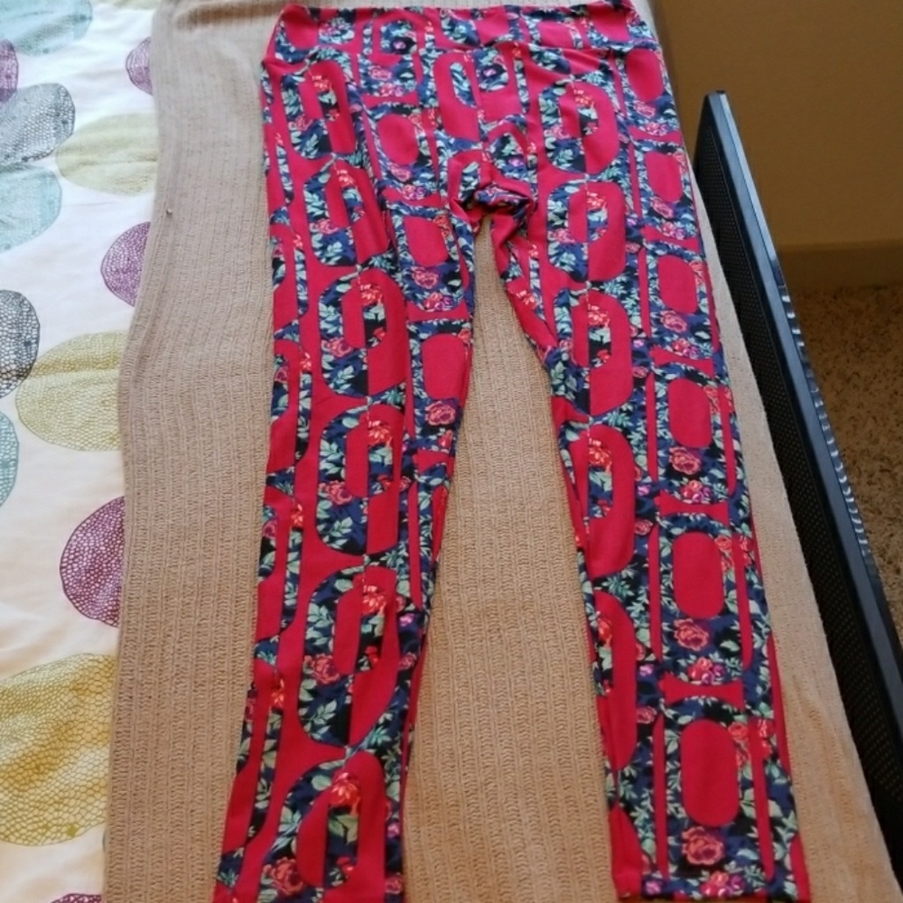 Patterned "Tall and Curvy" Floral Tights